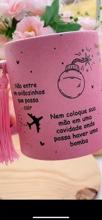 Caneca com gliter